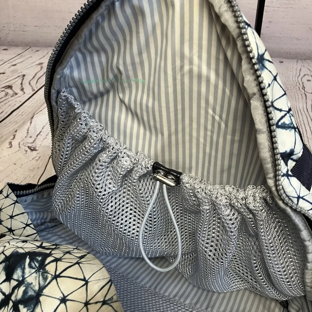 Lemon lululemon backpack